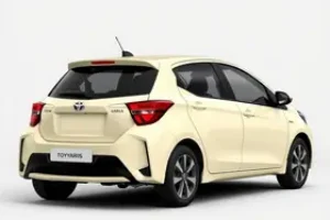 Novo Toyota Yaris PcD 2025